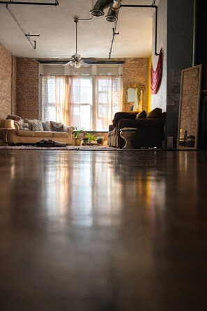 Interior - Beautiful Loft @ Downtown ATL: 6-min walk from Stadium, Rooftop & Parking (Atlanta)