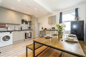 Nicht klassifiziertes Bild, 5 von 35, Schaltfläche