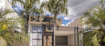 Munich House in Maringá with Air Conditioning, Pool and Gourmet Area