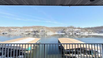 Condo, Berbilang Katil, Balcony (Lakeside Sunrise) | Pemandangan dari bilik