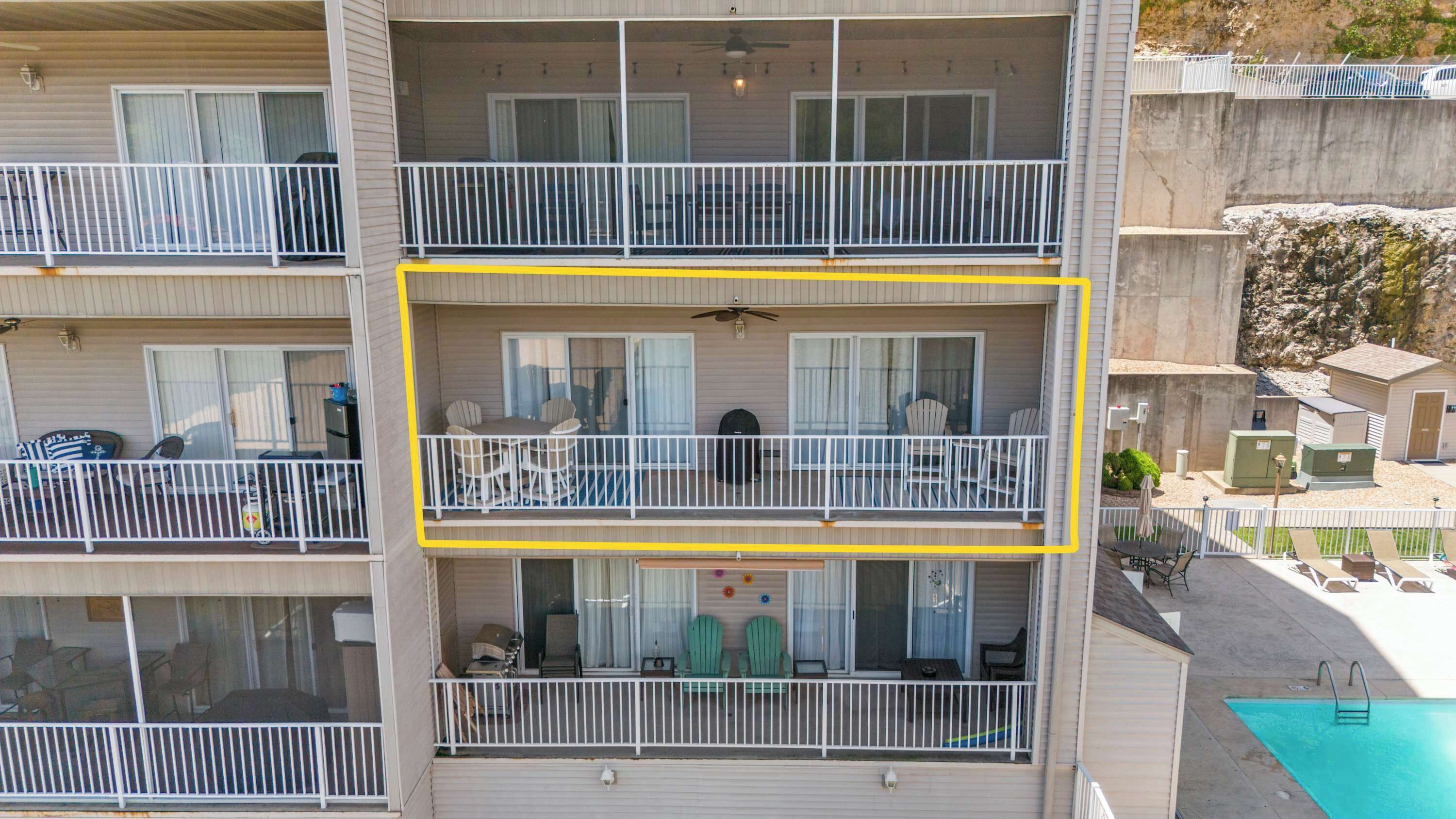 Condo, Multiple Beds, Balcony (Lakeside Sunrise)