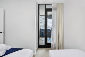 2 habitaciones, tabla de planchar con plancha y wifi gratis 