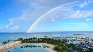 Unclassified image, 4 of 11, button - Waikiki 1 Bedroom Suite at Lagoon Tower – Full Kitchen, Balcony & Resort Access (Honolulu)
