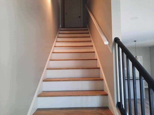 FullFurnished 2 Bedroom 2.5 Bath Town home for Corporate Rental offered by Owner