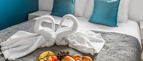 4 bedrooms, Internet, bed sheets