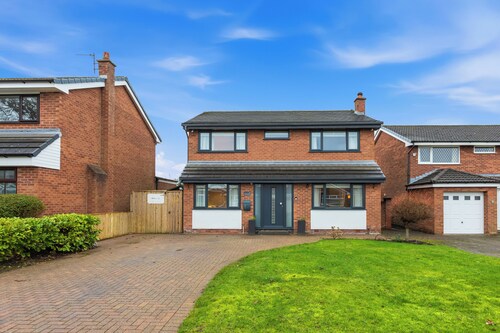 Ivy House 5BR - Perfect for Contractors & Long Stays