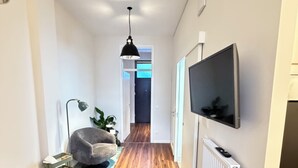 Unclassified image, 4 of 30, button - Fewo Fibi - Central city apartment - 2 bedrooms - 4 beds - kitchen (Bamberg)