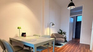 Unclassified image, 5 of 30, button - Fewo Fibi - Central city apartment - 2 bedrooms - 4 beds - kitchen (Bamberg)