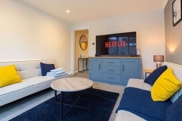 Unclassified image, 1 of 30, button