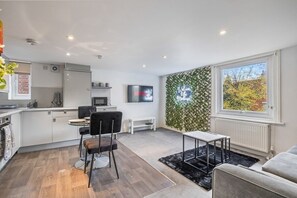 Imagen sin descripción, 3 de 32, botón