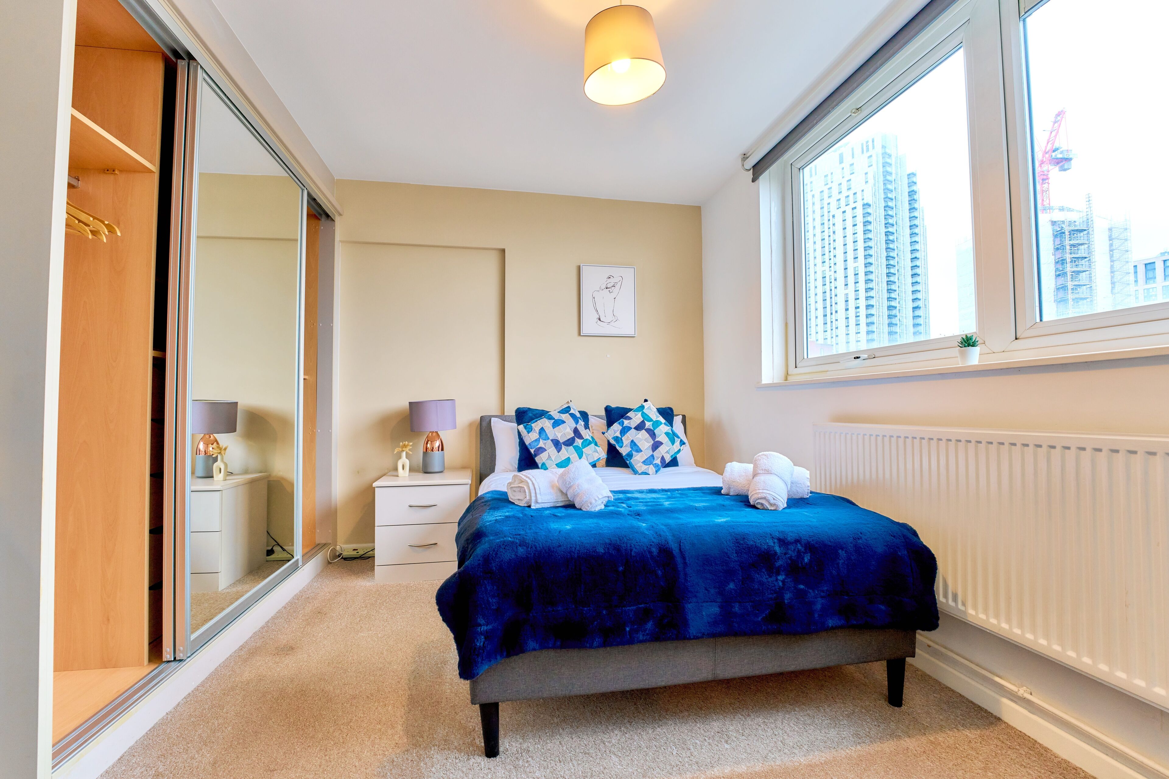 2 多间卧室、熨斗/熨衣板、免费 WiFi、床单