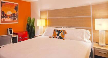 MSU King Deluxe Room Downtown