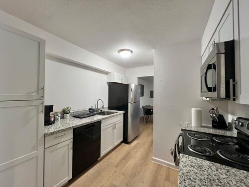 Close to Town 2 Bedroom Relax