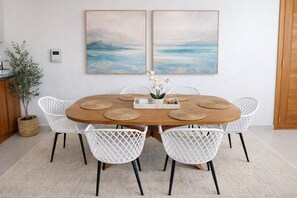 Dining - Santiago-Tu Espacio Perfecto con Vista y Comodidad (Sabaneta las palomas)