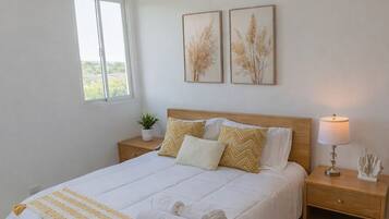 2 chambres, fer et planche Ă repasser, Wi-Fi, draps fournis