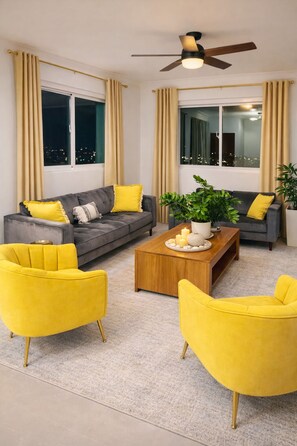 Unclassified image, 2 of 20, button