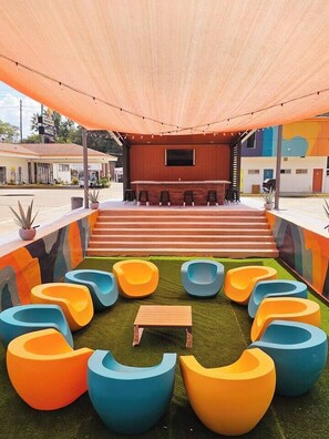 Oklassificerad bild, 3 av 8, knapp