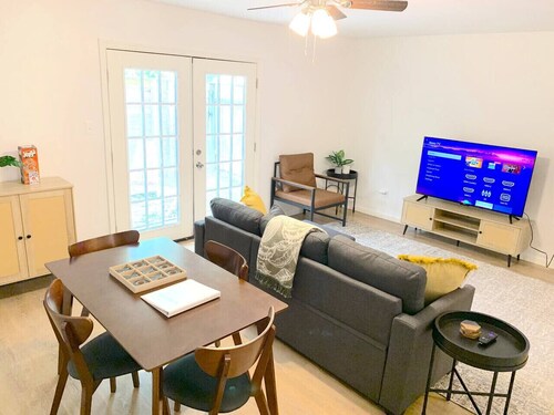 Central MSU Explorer`s Nest 2BR