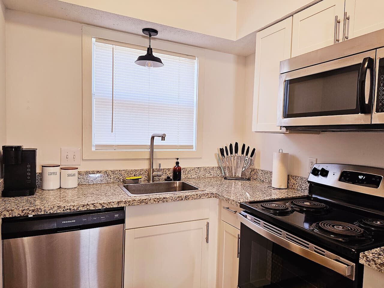 Lavastoviglie, macchina per tè/caffè, pentole/stoviglie/utensili