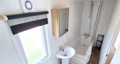Birchington Vale Delta Sapphire