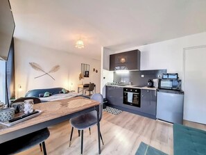 Interior - Agathe : vue, style et parking (Rouen)