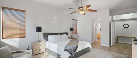 4 bedrooms, free WiFi, bed sheets