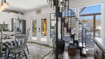 2 habitaciones, decoración personalizada y muebles diferentes