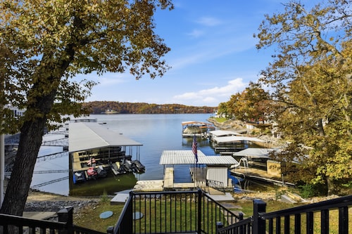 New Lakefront Home With Private Dock, Game Room & Firepit at 9MM