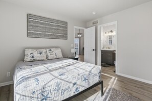 4 camere, con stile personalizzato, con arredamento individuale