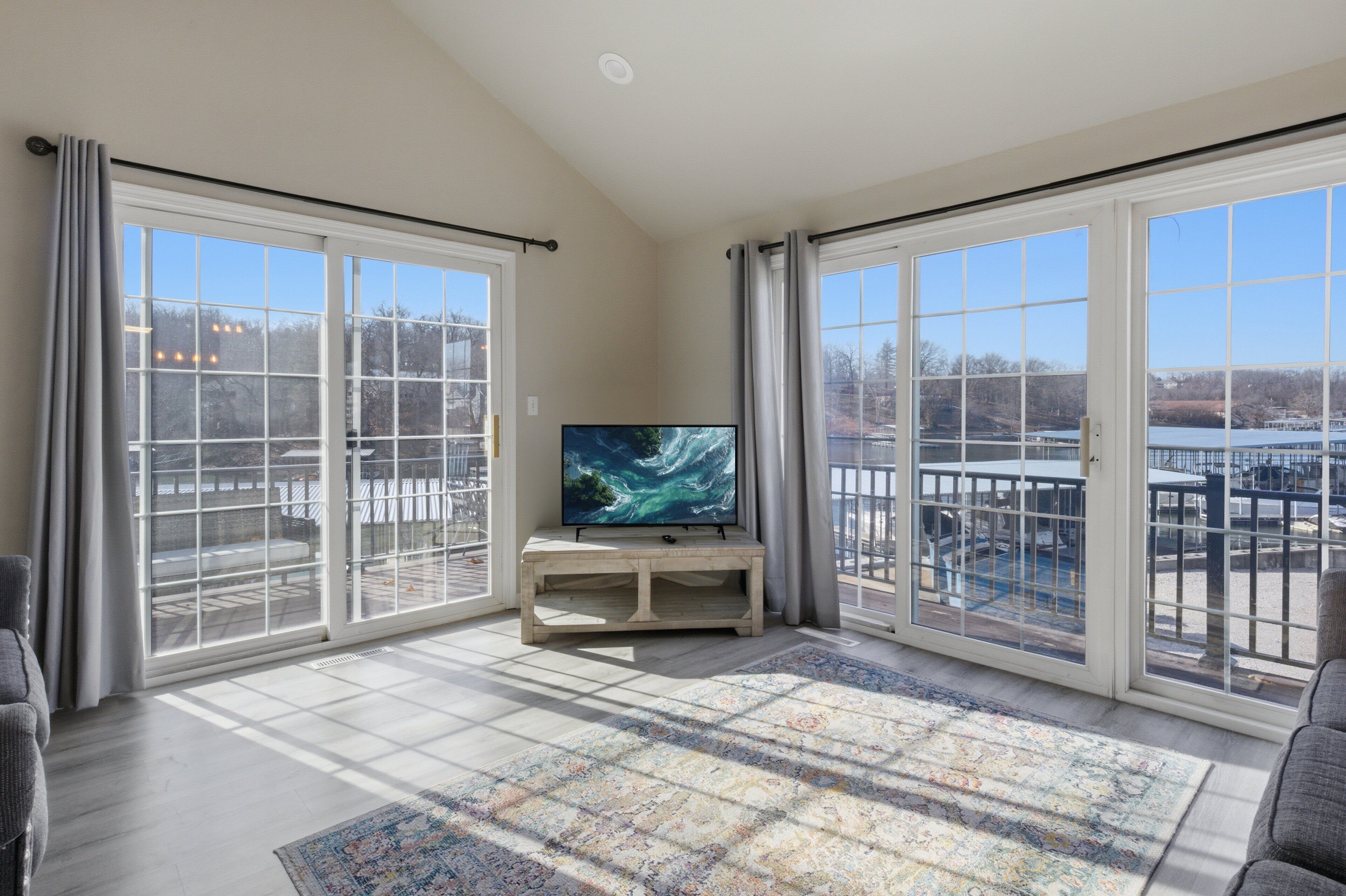 House, Multiple Beds, Patio (Runabout Retreat)