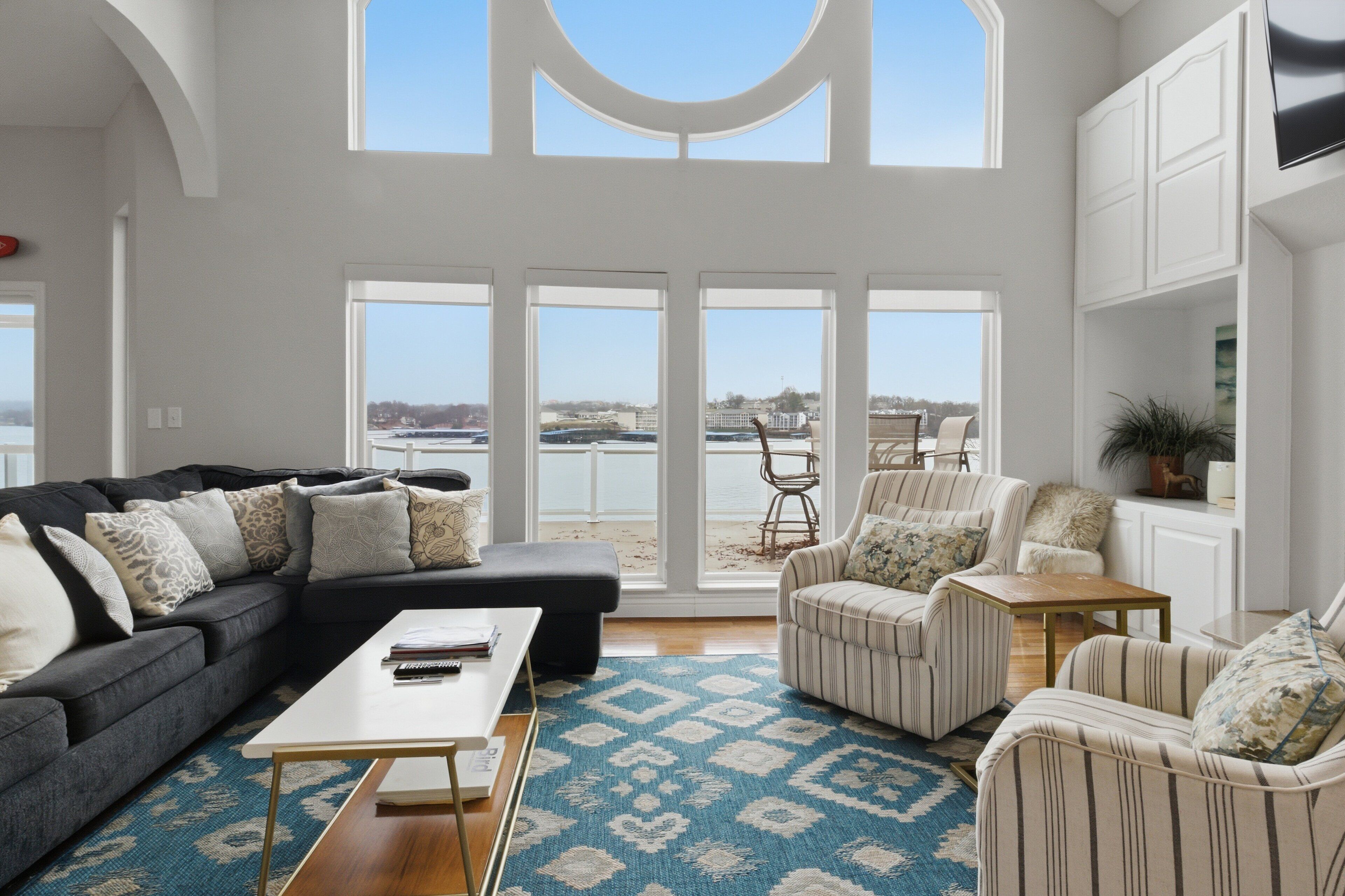 House, Multiple Beds, Patio (Dog Days Den) | Living area