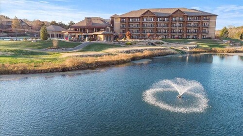 Old Kinderhook 2 Decks, Firepit, Kid & Pet Friendly Golf Retreat