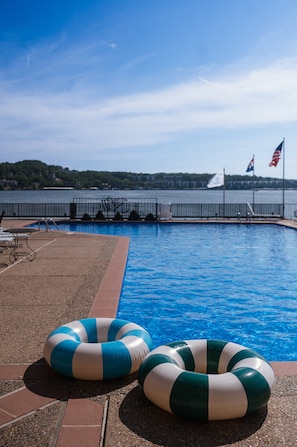 Ảnh chưa phân loại, 5 trong số 86 ảnh, nút