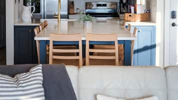 Condo, Multiple Beds, Balcony (Lakeside at Westshore) | Private kitchen