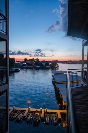 Ảnh chưa phân loại, 3 trong số 86 ảnh, nút