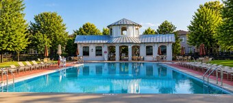 Luxury 4BR Norton Commons Retreat – Bourbon Lounge, Walk to Dining, Sleeps 10