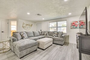 TV - Canal‑Front Oasis w/Heated Pool Close to the Beach (Holiday)