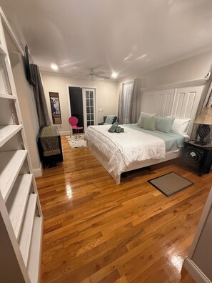 1 dormitorio, tabla de planchar con plancha, wifi gratis y ropa de cama