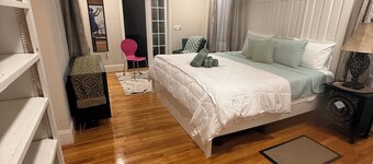 Haymount Private king-bedroom & bath Luxury