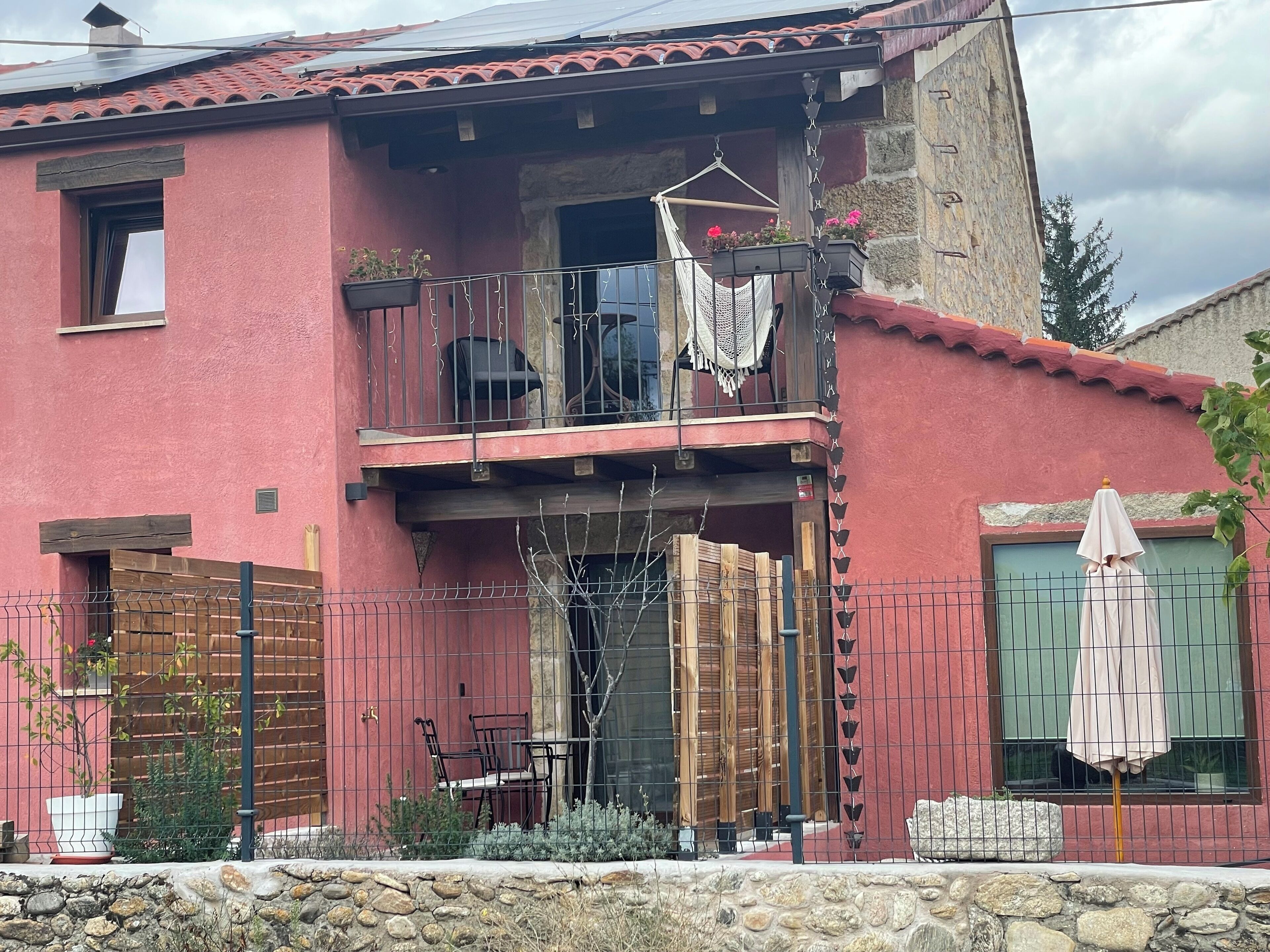 Deluxe Double or Twin Room, Mountain View | Exterior
