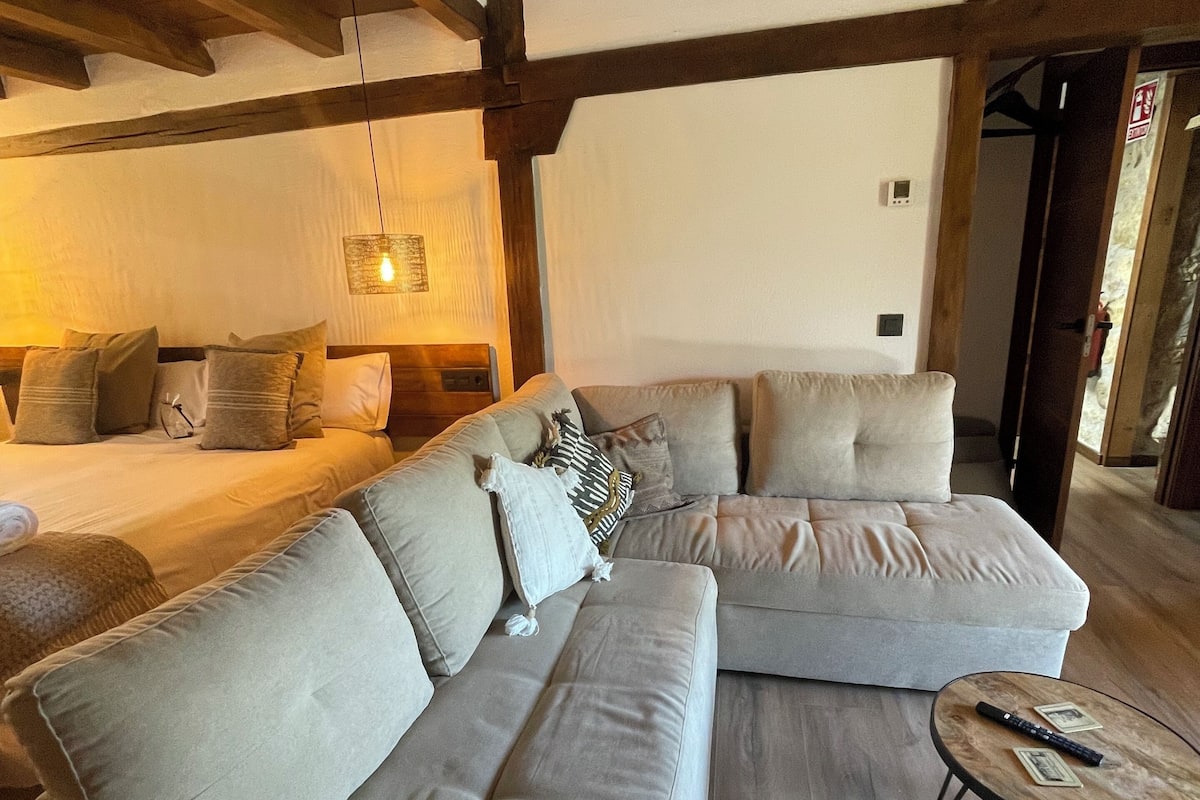 Deluxe Double or Twin Room, Mountain View