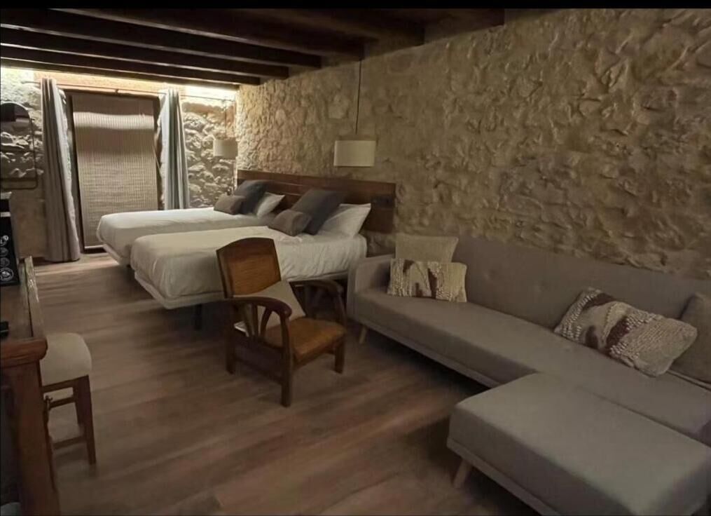 Habitación Deluxe con 1 cama doble o 2 individuales, vistas a la montaña | Interior
