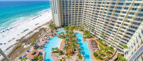 公寓客房, 1 張特大雙人床和 1 張沙發床 (Shores of Panama 1525) | 游泳池 | 室內游泳池和室外游泳池