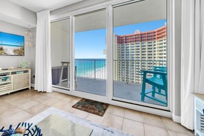 Living area - Shores of Panama 1525 (Panama City Beach)