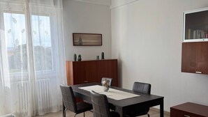 Uklassifisert bilde, 4 av 10, knapp
