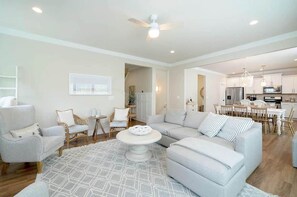 TV, fireplace, DVD player
