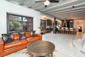 TV, fireplace - Luxury Sedona Home w/ Hot Tub & Red Rock Views (Sedona)