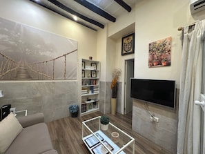 Uklassifisert bilde, 4 av 26, knapp