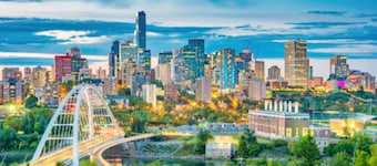 Large Home | Sleeps 12 | Yard | Near DT & Stadium