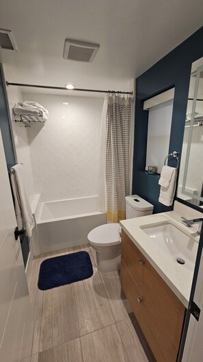 Uklassifisert bilde, 4 av 13, knapp